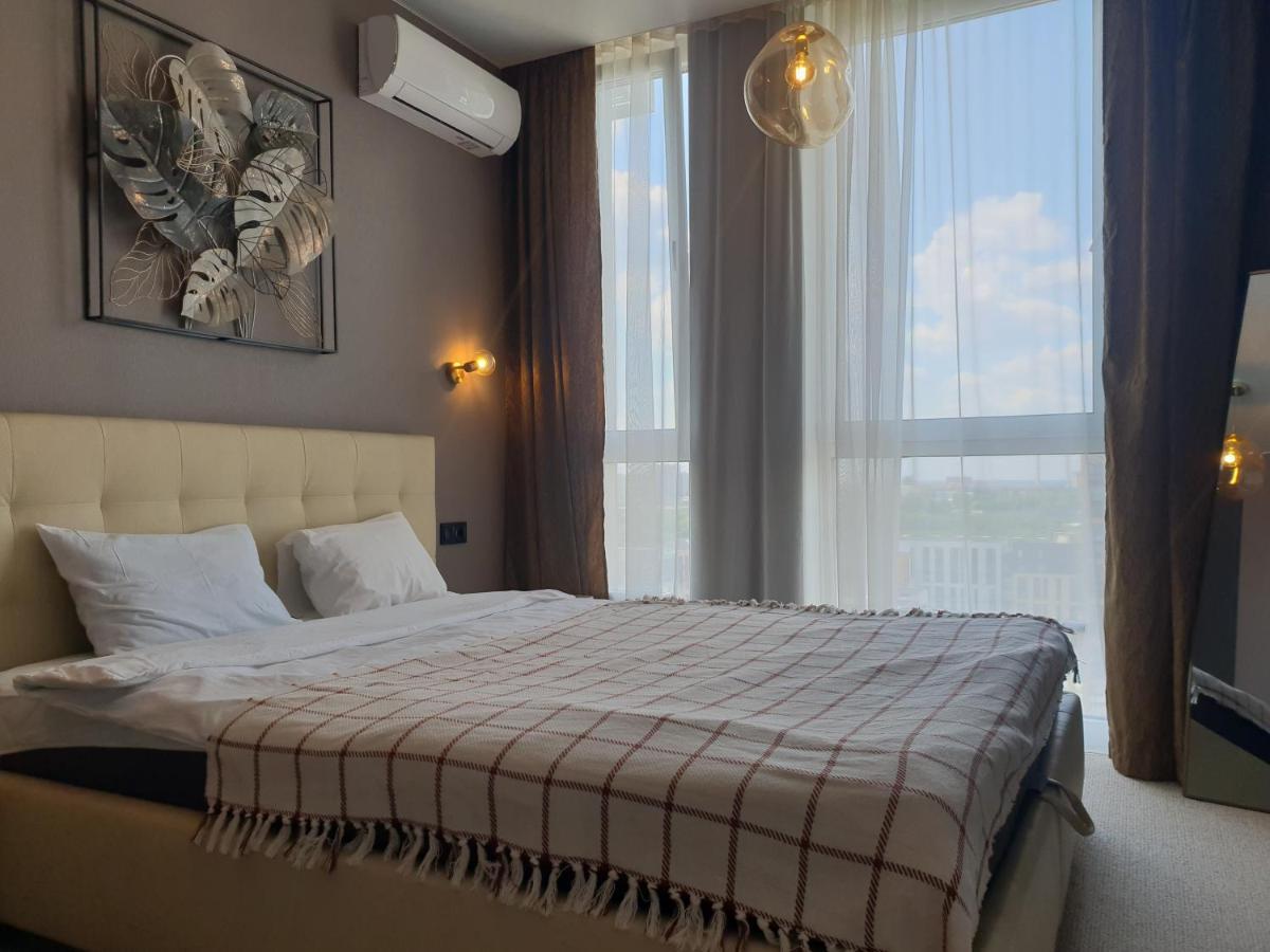 Nyvky Like Home - Fayna Town - Apt 398 Kiev Ngoại thất bức ảnh